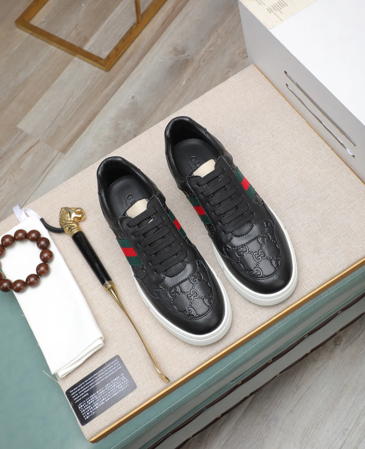 Men's shoes💰440 GUCCI🔍🔍Latest spring style On sale at the same time at the counter, original calfskin imported from Italy, genuine leather lining, (high-end, luxury, and class) exquisite workmanship, soles: original soles specially provided by the original factory, ⚠Exclusive double-layer movable molded soles are super comfortable⚠, real photos🎬The real ones are better🔍🔍"High quality·Follow the order" code number 38-44